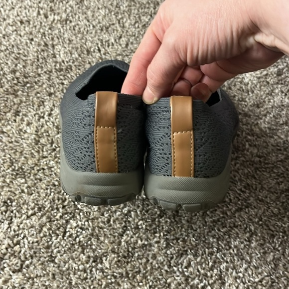 Skechers Women's Reggae Fest 2.0 Guiding Light Slip-Ins in charcoal Size 7.5 - Picture 3 of 8